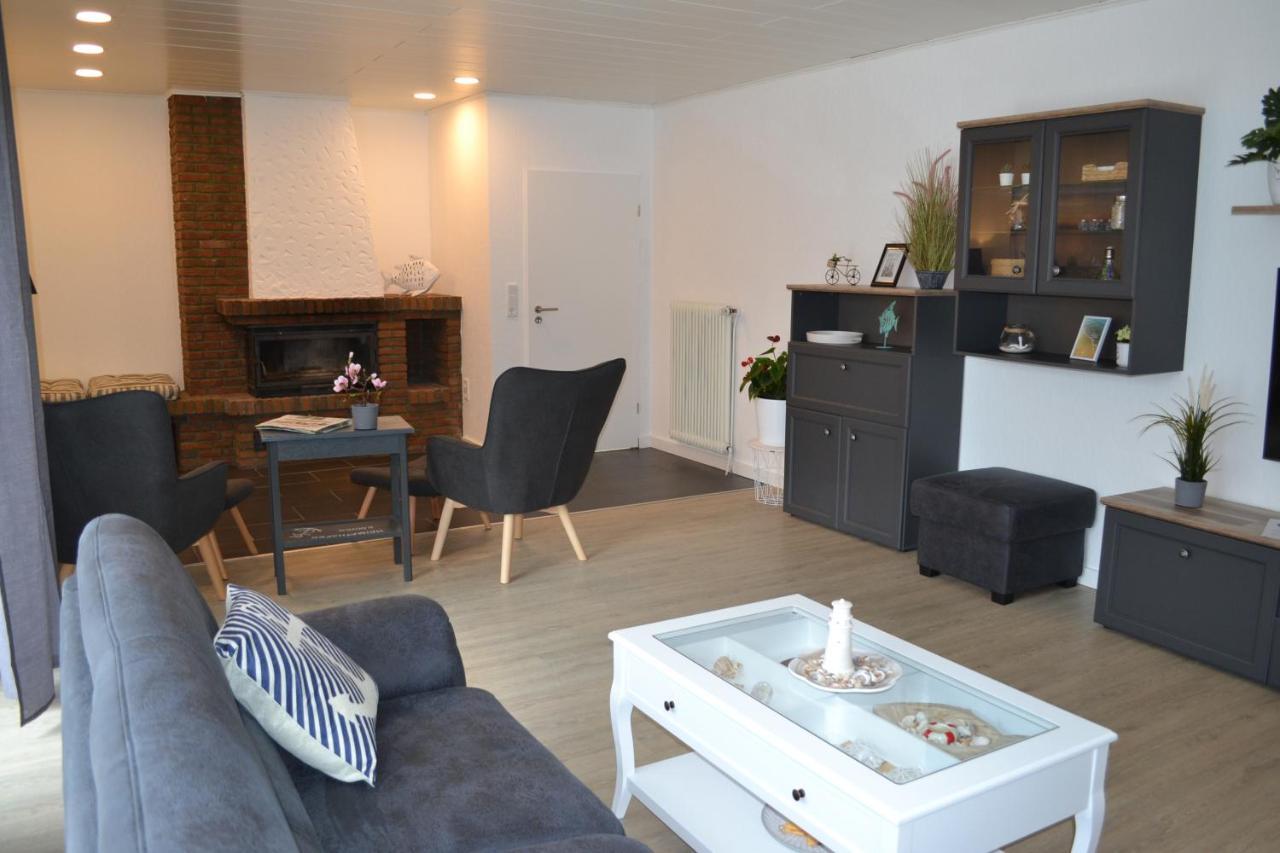 Ferienhaus Am Wasser Hinte Luaran gambar